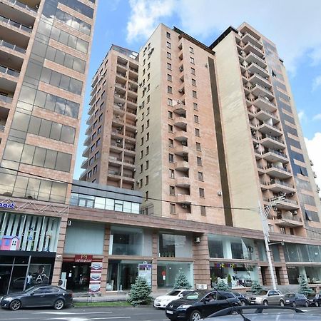 Sayat Nova Apartment Erevan Exterior foto